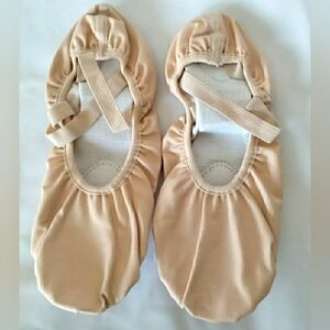 NWT TXJ Women’s Sports Ballet Shoes Soft Pink Color Split Leather Sole 41 Size